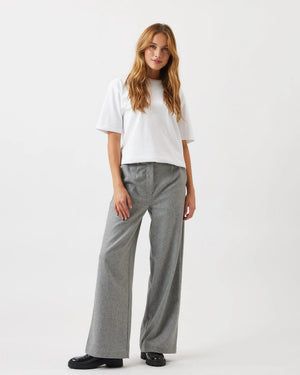 
                  
                    Load image into Gallery viewer, lessa 2.0 casual pants 2946
                  
                