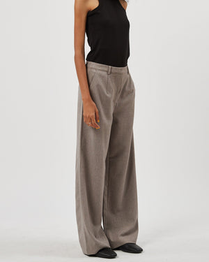 
                  
                    Load image into Gallery viewer, lessa 2.0 casual pants 9767
                  
                