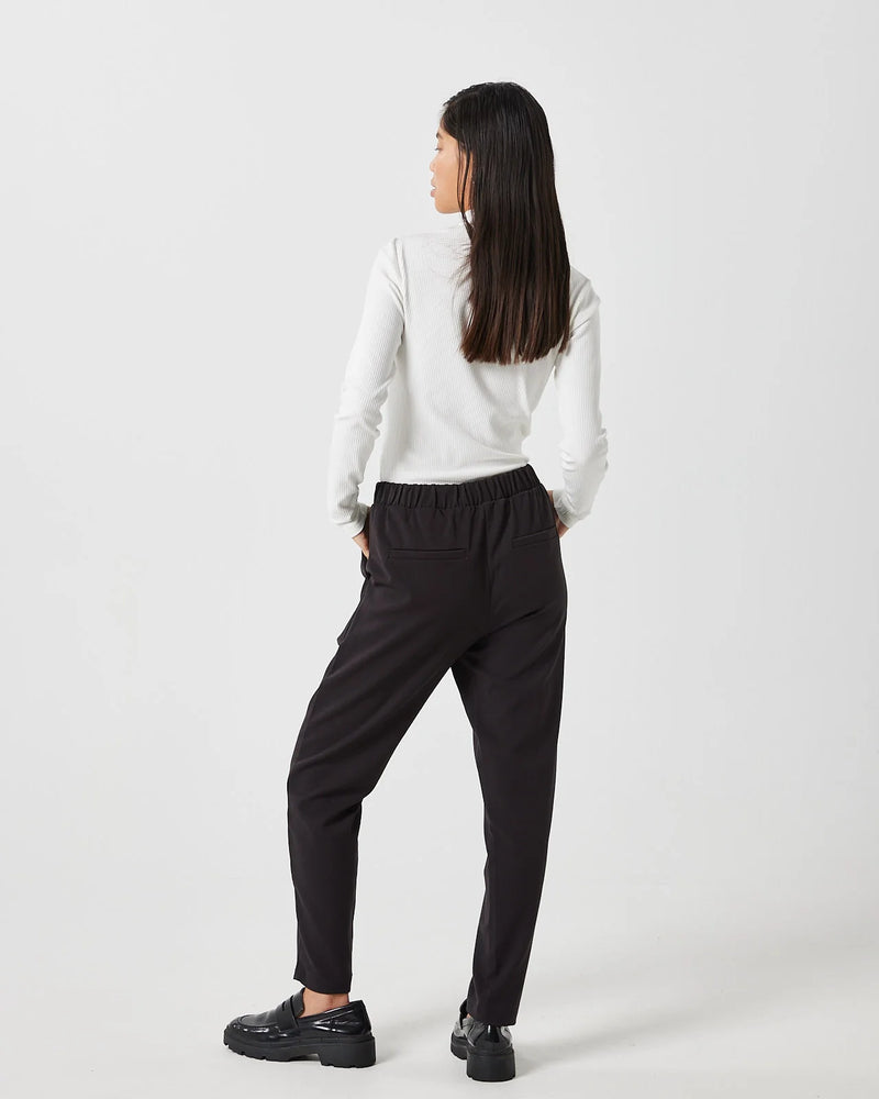 
                  
                    Load image into Gallery viewer, sofja 2.0 casual pants e54
                  
                