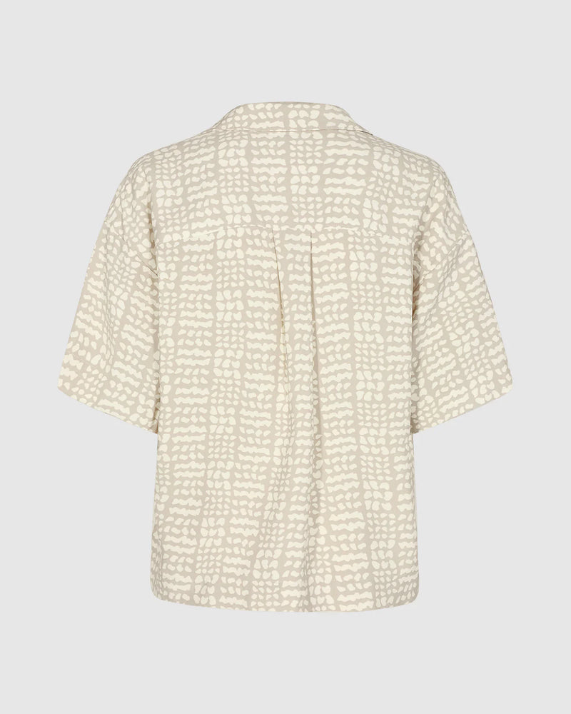 
                  
                    Load image into Gallery viewer, kalo short sleeved shirt 9735
                  
                