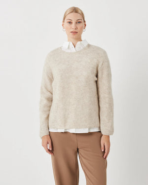 
                  
                    Load image into Gallery viewer, calaha jumper 9965
                  
                