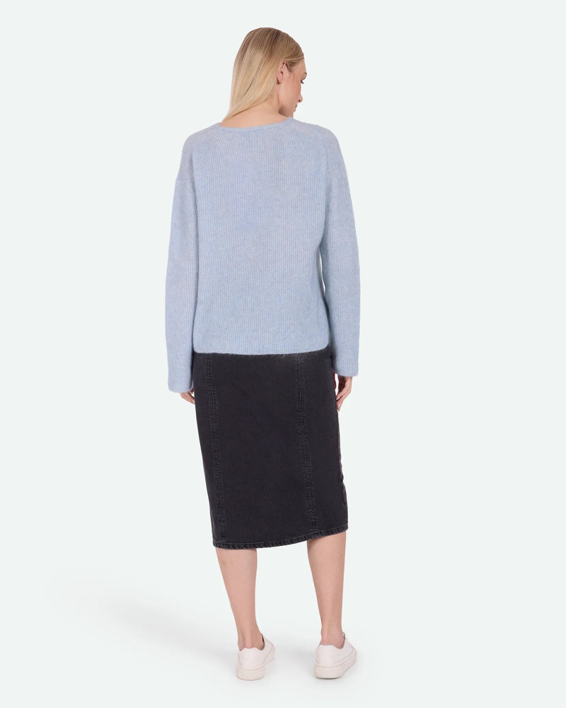 
                  
                    Load image into Gallery viewer, calaha jumper 9965
                  
                