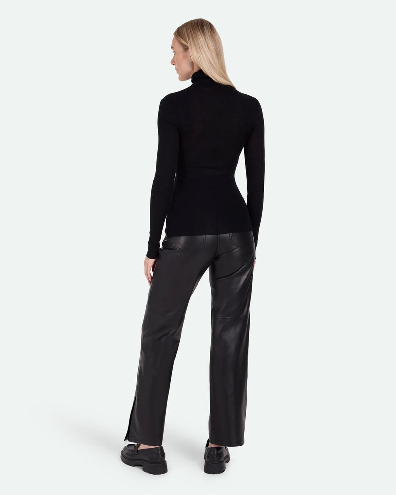 
                  
                    Load image into Gallery viewer, pernilles turtleneck 3736
                  
                