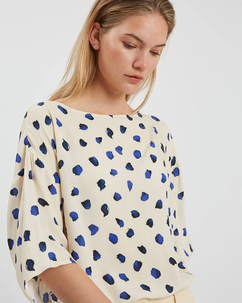 
                  
                    Load image into Gallery viewer, ellaline short sleeved blouse 9273
                  
                